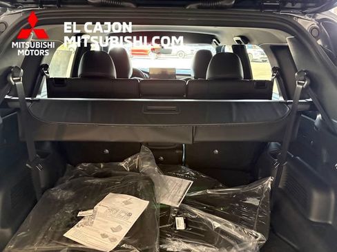 New 2026 Mitsubishi Outlander LE FWD image 6