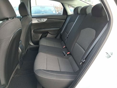 Used 2023 Kia Forte LXS FWD image 10
