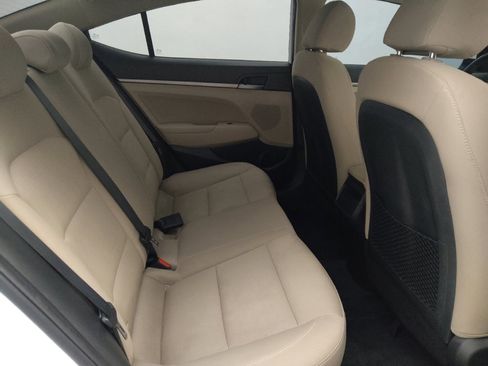 Used 2017 Hyundai Elantra Value Edition FWD image 19