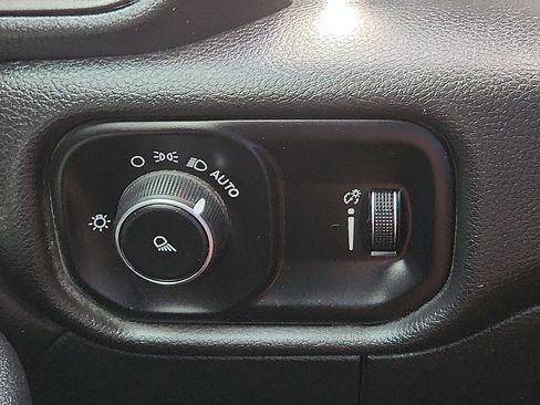 Used 2024 RAM 2500 Tradesman AWD/4WD image 18