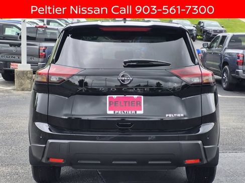 New 2026 Nissan Rogue Dark Armor FWD image 4
