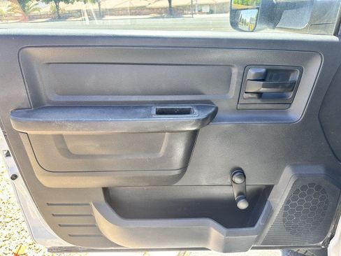 Used 2012 RAM 5500 4x4 Regular Cab w/ ST Decor Group image 10
