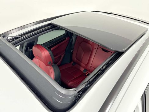 New 2026 Porsche Macan GTS image 23