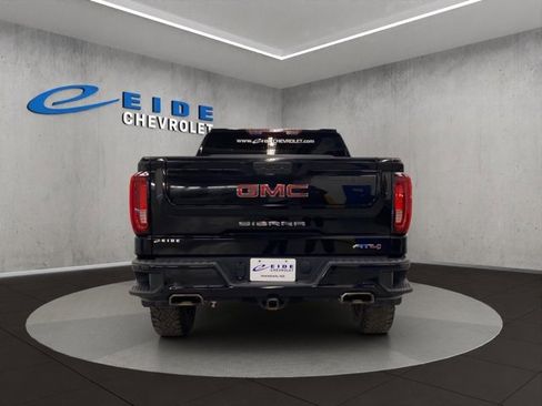 Used 2022 GMC Sierra 1500 AT4 image 4