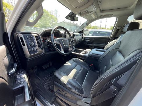 Used 2016 GMC Sierra 2500 Denali w/ Driver Alert Package AWD/4WD image 9