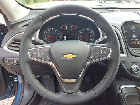 Used 2025 Chevrolet Malibu LT w/ Sport Edition FWD image 20