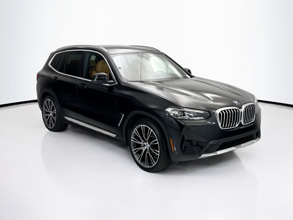 Certified 2024 BMW X3 sDrive30i w/ Premium Package RWD image 3