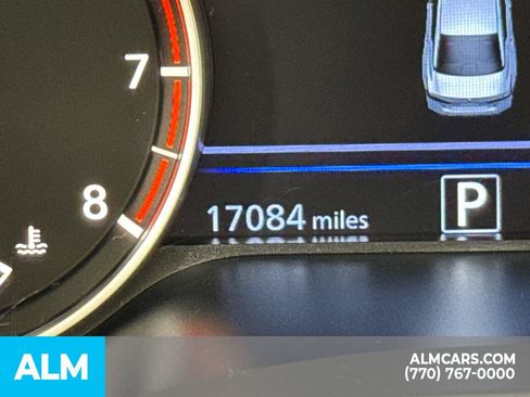 Used 2025 Nissan Altima 2.5 SR FWD image 32