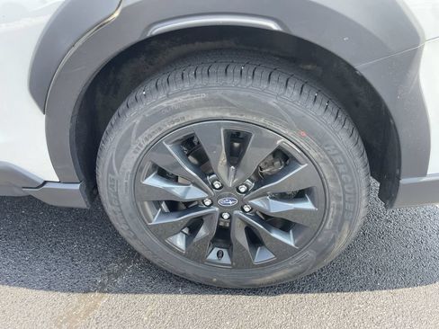 Certified 2024 Subaru Outback Onyx Edition AWD/4WD image 8