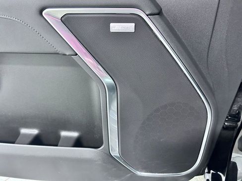 Used 2024 GMC Sierra 1500 Elevation w/ Preferred Package image 6