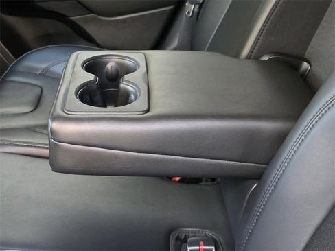 Used 2021 Jeep Cherokee Latitude Plus image 11