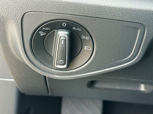Used 2021 Volkswagen Atlas SE w/ Panoramic Sunroof Package AWD/4WD image 35