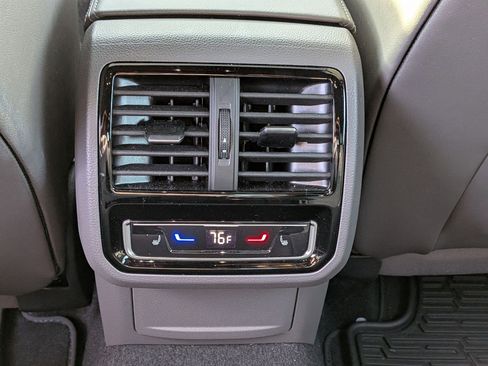 Used 2023 Volkswagen Arteon SEL Premium image 31