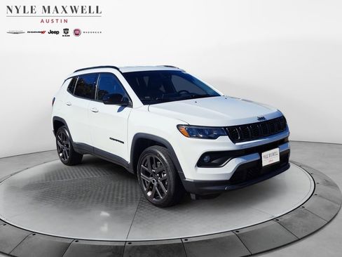 New 2026 Jeep Compass Latitude AWD/4WD image 2