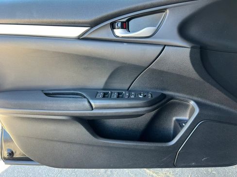 Used 2020 Honda Civic LX image 24