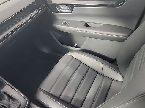 Certified 2025 Honda CR-V EX-L image 23