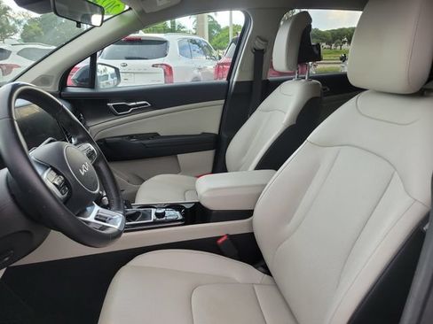 Certified 2024 Kia Sportage EX FWD image 19