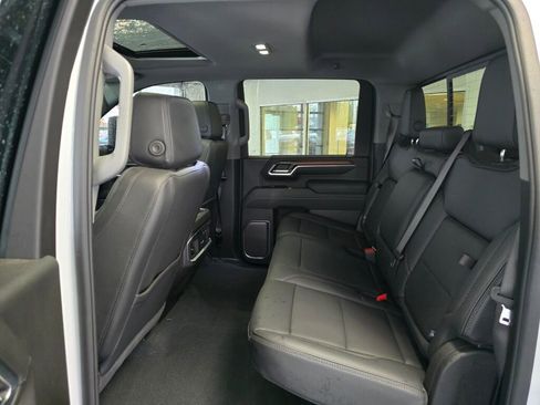 Used 2025 GMC Sierra 3500 Denali w/ Denali Reserve Package image 40