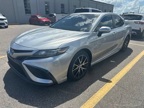 Used 2024 Toyota Camry SE w/ Cold Weather Package FWD image 1
