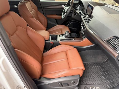 Used 2021 Audi Q5 e Prestige w/ Prestige Package image 13