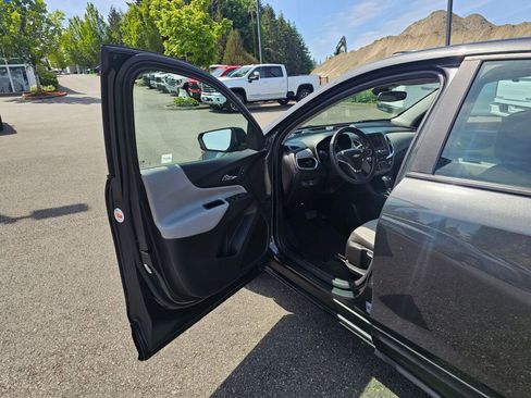Used 2021 Chevrolet Equinox LS AWD/4WD image 18