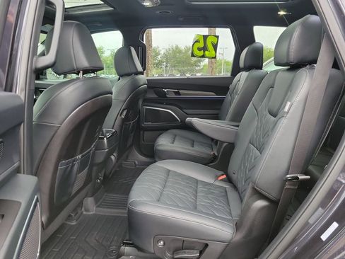 Used 2025 Kia Telluride SX X-Line AWD/4WD image 15