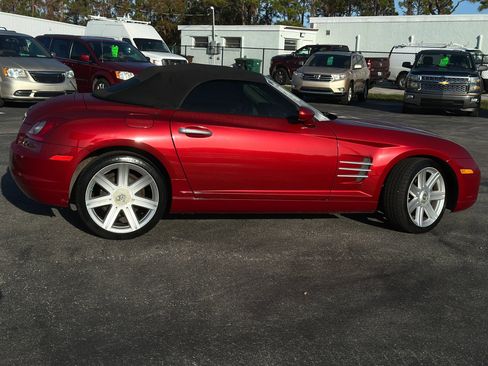Used 2005 Chrysler Crossfire Limited image 9