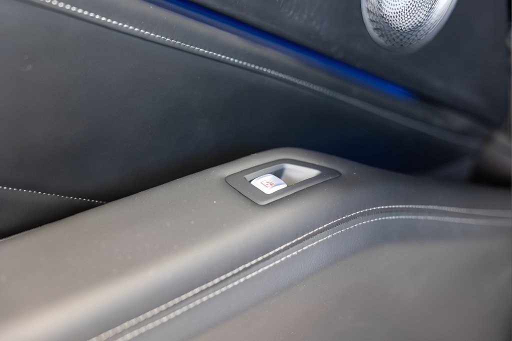 Used 2024 BMW XM AWD/4WD image 47