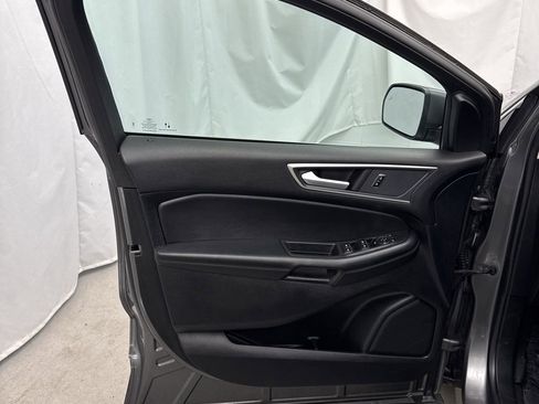 Used 2024 Ford Edge SEL AWD/4WD image 12