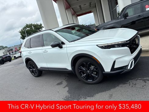 Used 2023 Honda CR-V Sport Touring image 3
