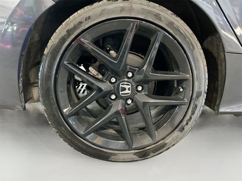 Used 2024 Honda Civic Sport image 29