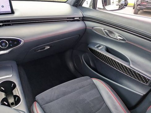 Used 2022 Genesis GV70 3.5T Sport w/ Sport Prestige Package AWD/4WD image 18