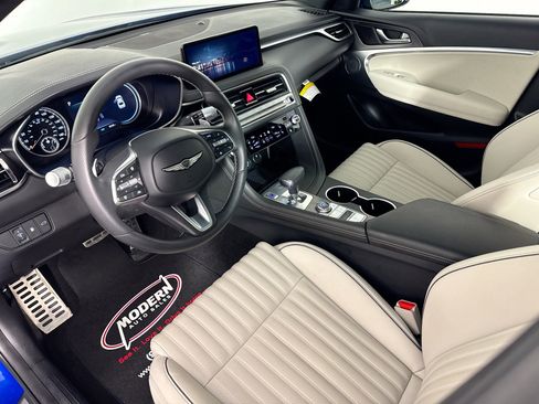 Used 2025 Genesis G70 2.5T w/ Sport Prestige Package AWD/4WD image 15