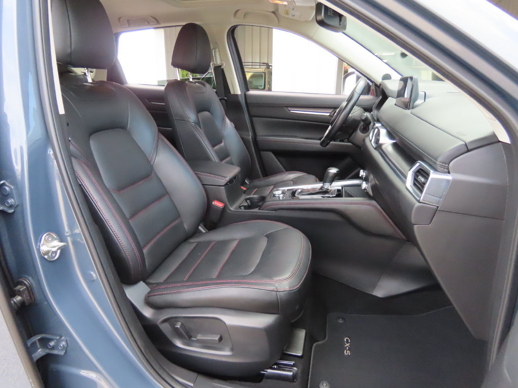 Used 2025 MAZDA CX-5 Carbon Edition AWD/4WD image 35