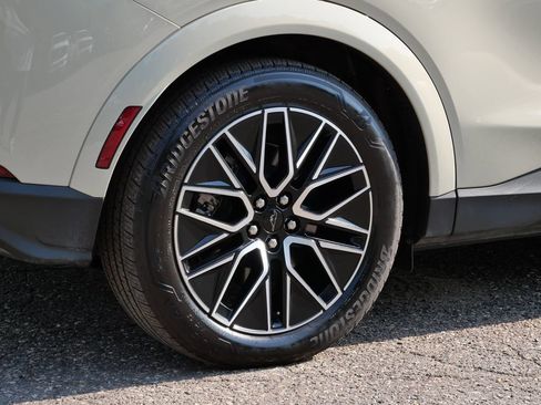 Certified 2025 Ford Mustang Mach-E Premium AWD/4WD image 7