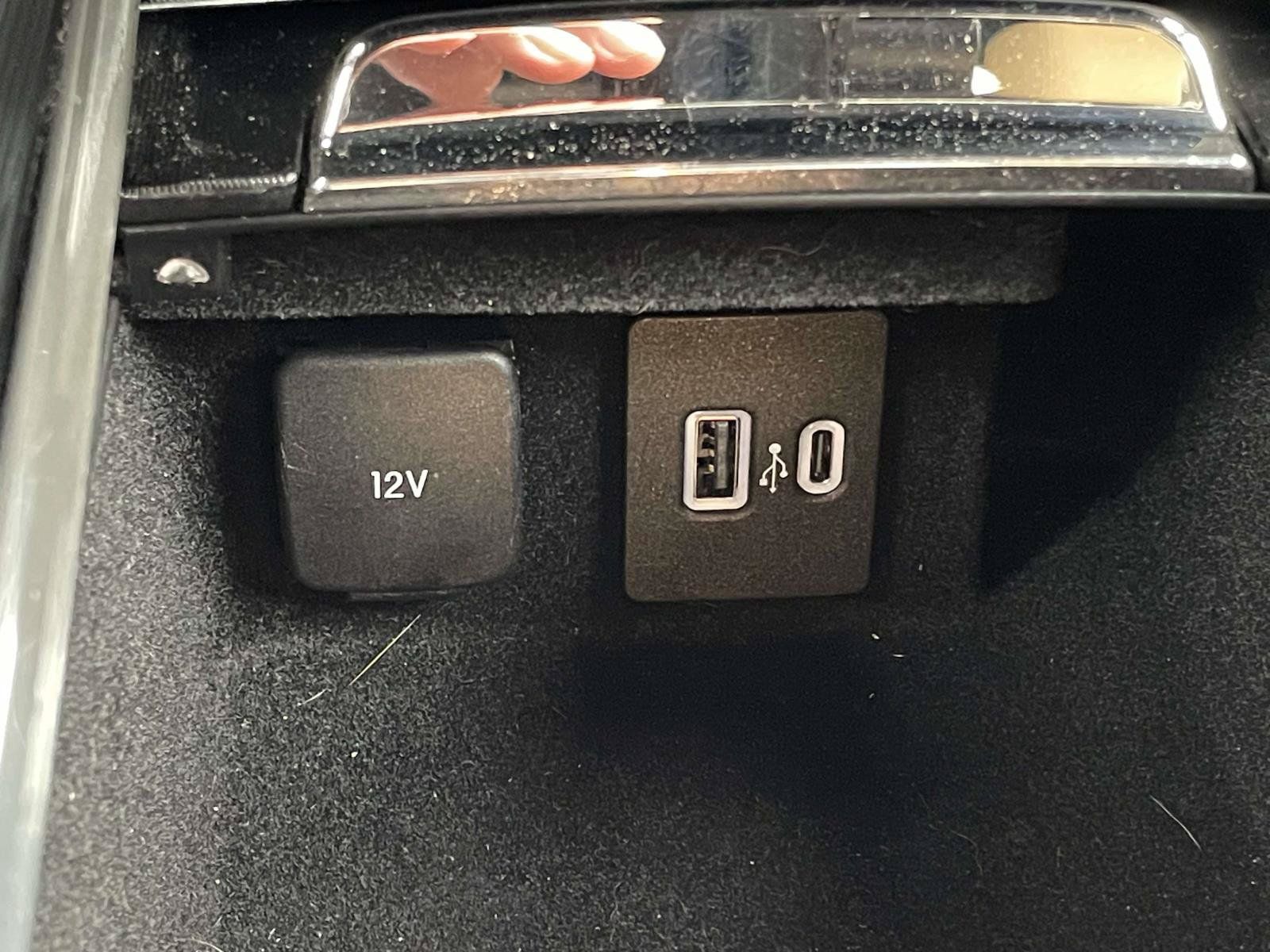 Used 2020 Lincoln Corsair Reserve FWD image 20