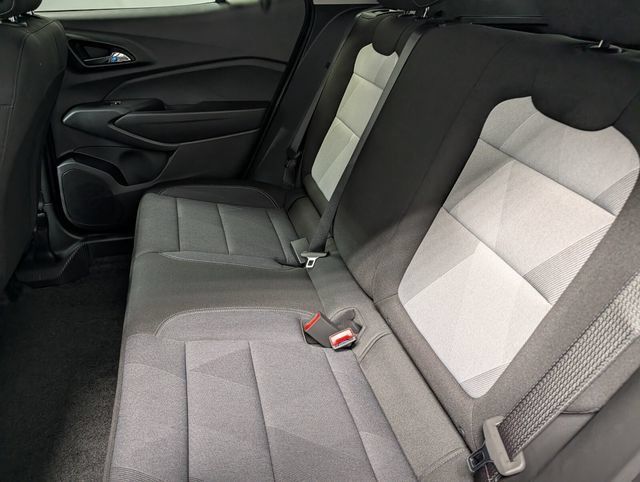 New 2026 Chevrolet Trax LS w/ LS Convenience Package FWD image 11