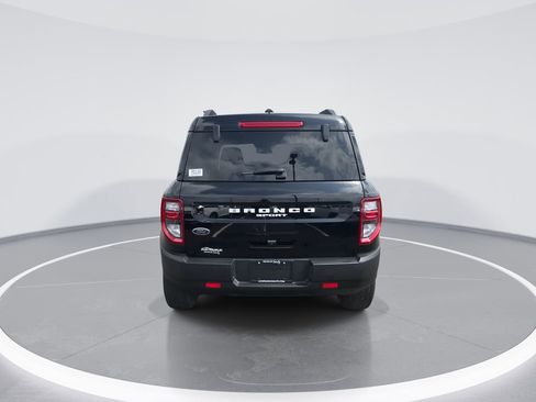 Used 2023 Ford Bronco Sport Badlands image 7