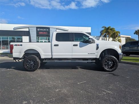 Used 2018 Ford F250 XLT image 3