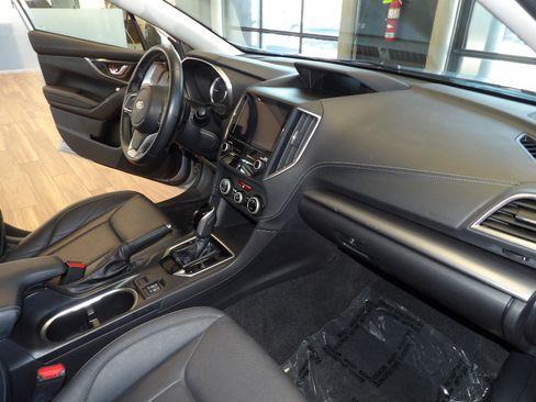 Used 2019 Subaru Impreza 2.0i Limited w/ Popular Package #2 AWD/4WD image 13