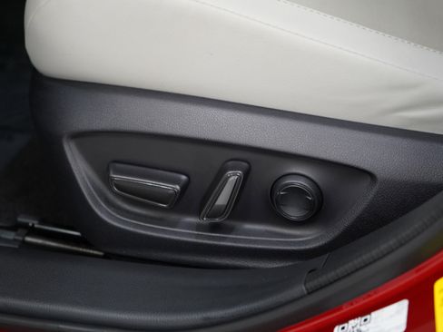 Used 2024 Toyota Prius Limited image 26