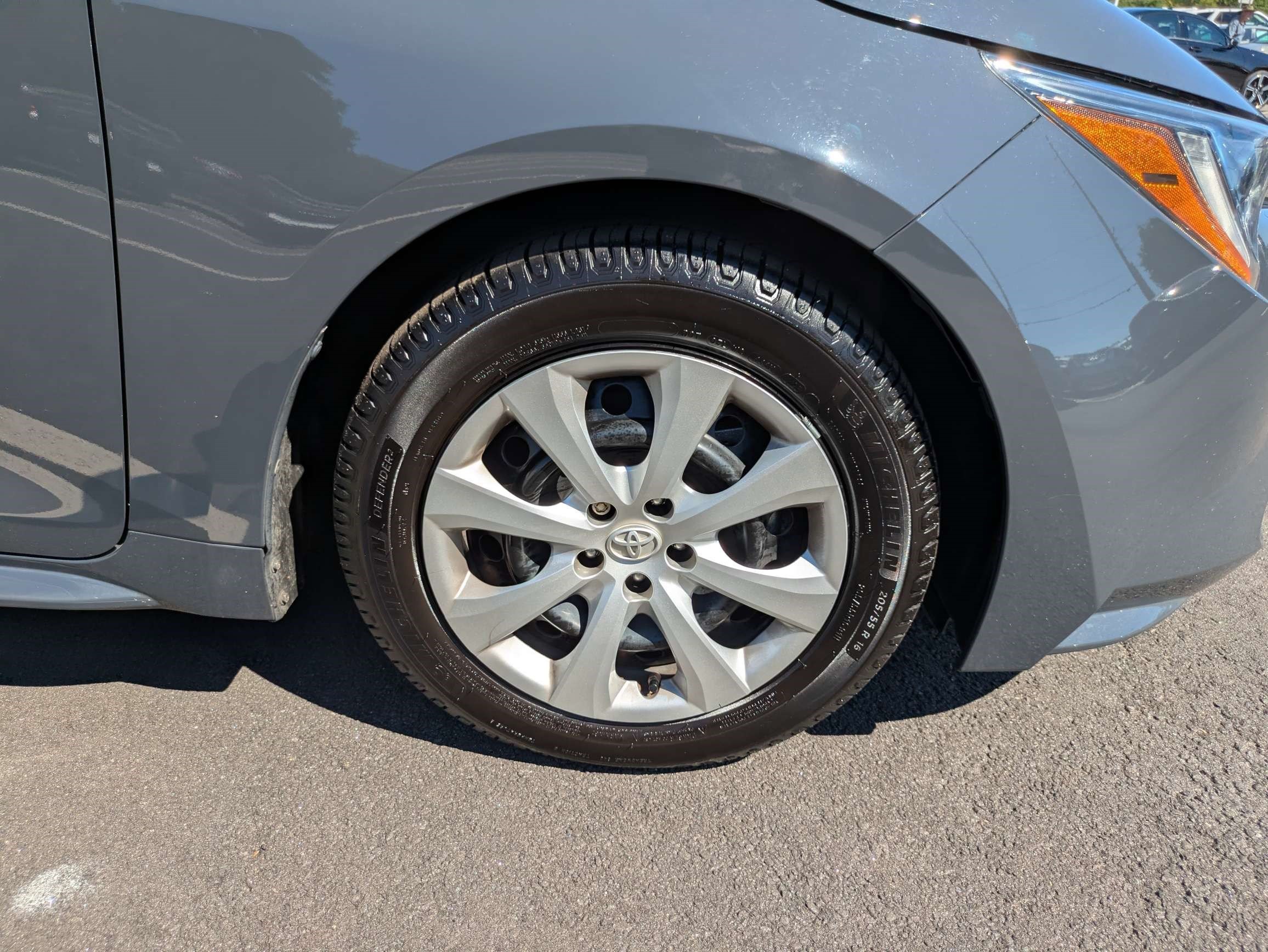 Used 2023 Toyota Corolla LE FWD image 15