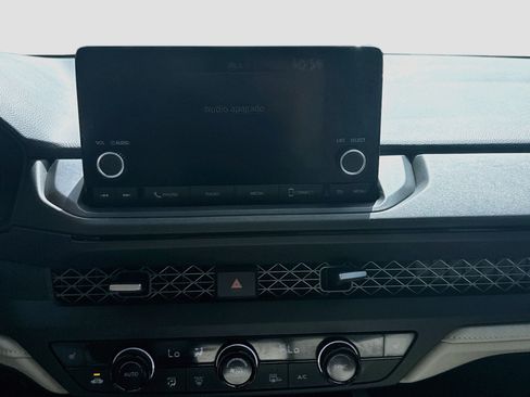 Used 2025 Honda Accord SE image 10