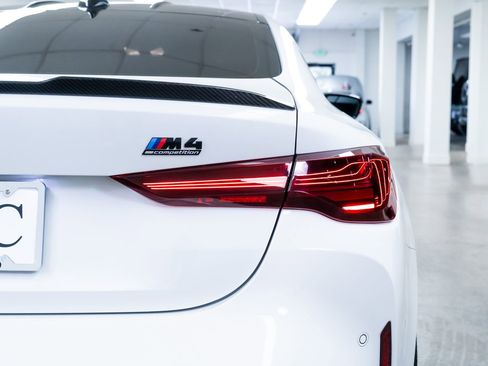 Used 2024 BMW M4 xDrive Competition image 8