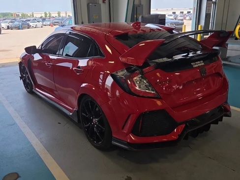 Used 2019 Honda Civic Type R image 2