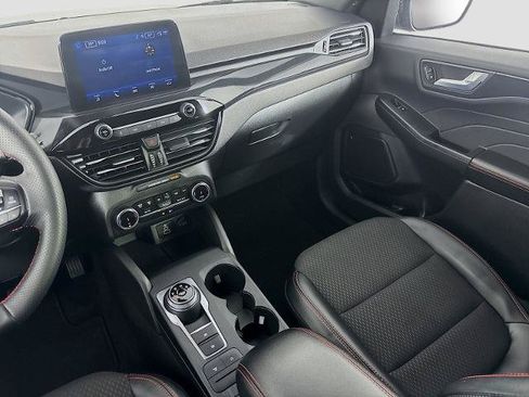 Certified 2025 Ford Escape ST-Line FWD image 21