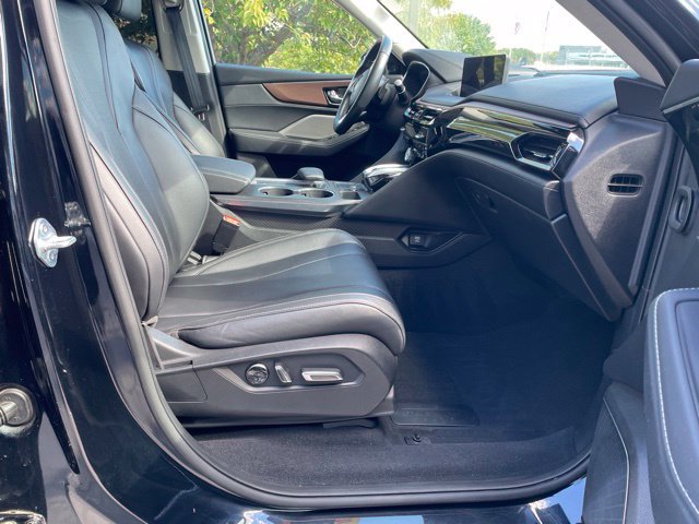 Used 2022 Acura MDX w/ Technology Package AWD/4WD image 17