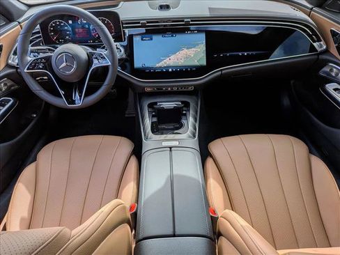 New 2026 Mercedes-Benz E 450 4MATIC Sedan image 14