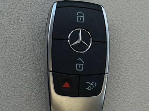 Used 2021 Mercedes-Benz GLA 250 image 29
