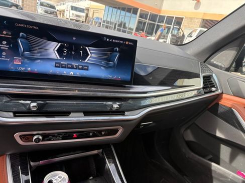 Used 2026 BMW X5 xDrive40i w/ M Sport Package image 21